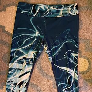 abletics cutout crop legging